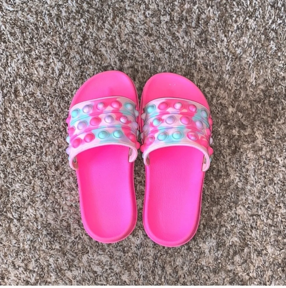 Girls youth sz 5/6 POP IT sandals!!!